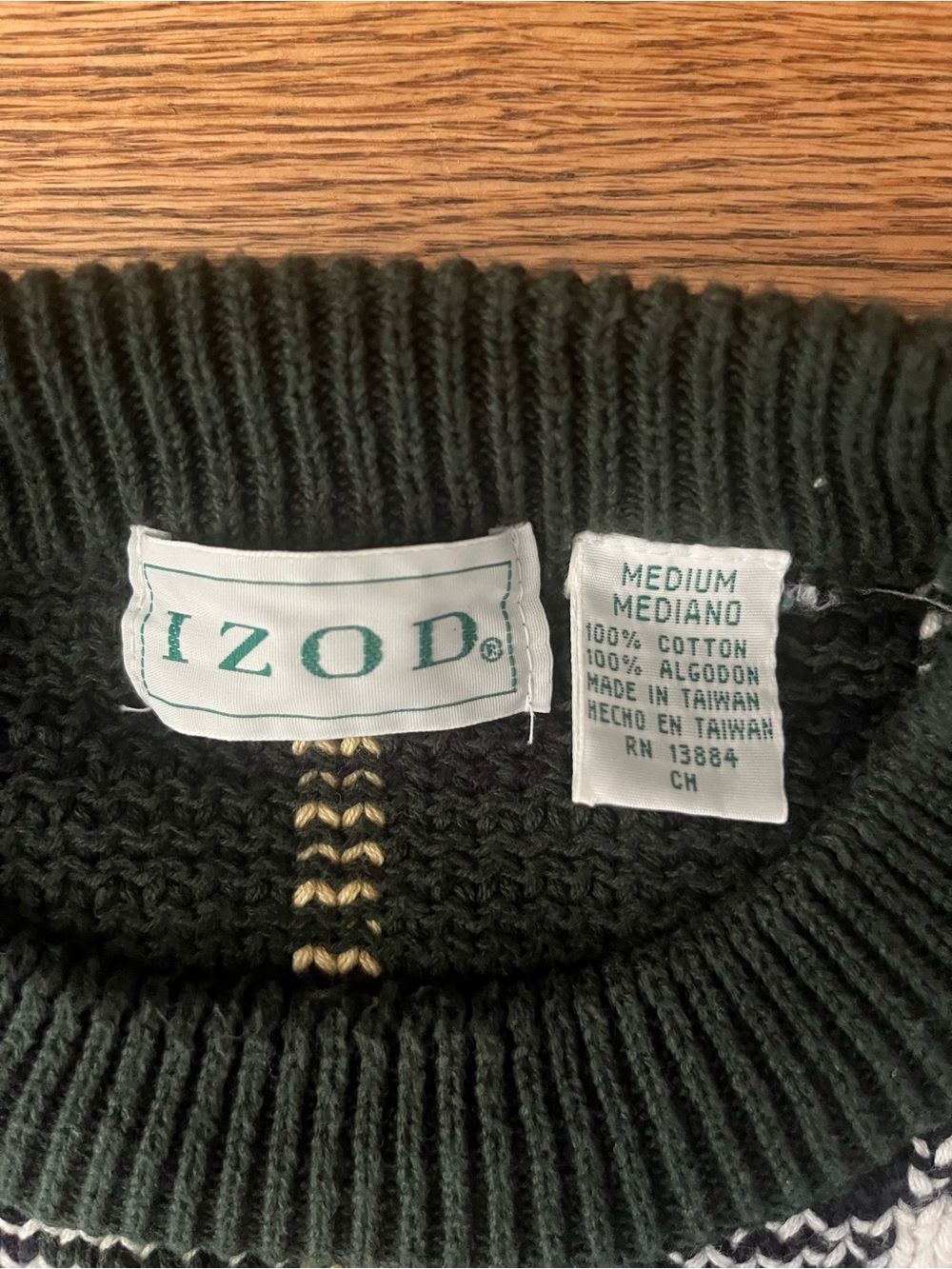 Izod Men's Dark Green Plaid Crewneck Sweater Sz. M 100% Cotton Preppy Classic - Picture 3 of 7